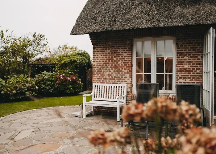 Hiidhueues Unter Reet Mit Sauna Nyaraló Wenningstedt-Braderup (Sylt)